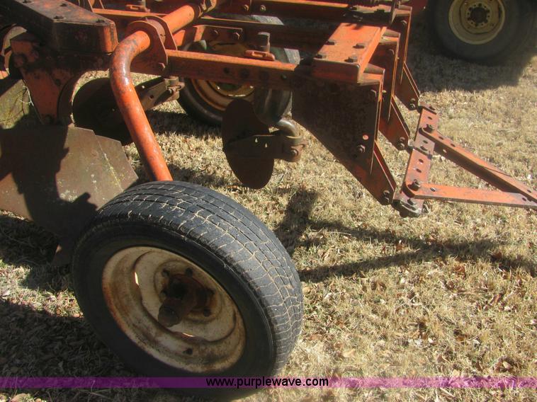 image for item 6920 Case 414 plow