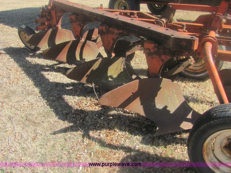image for item 6920 Case 414 plow