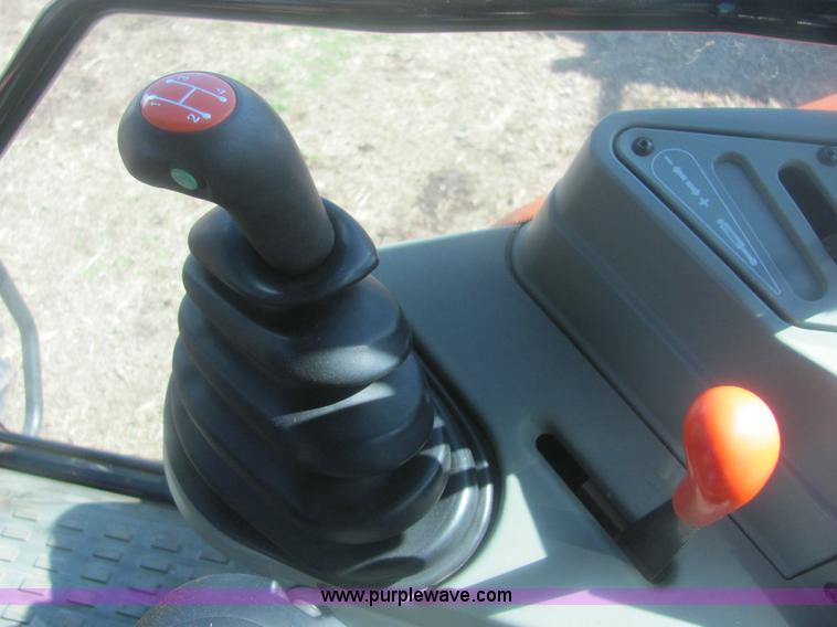 image for item 6924 2002 AGCO RT115 MFWD tractor