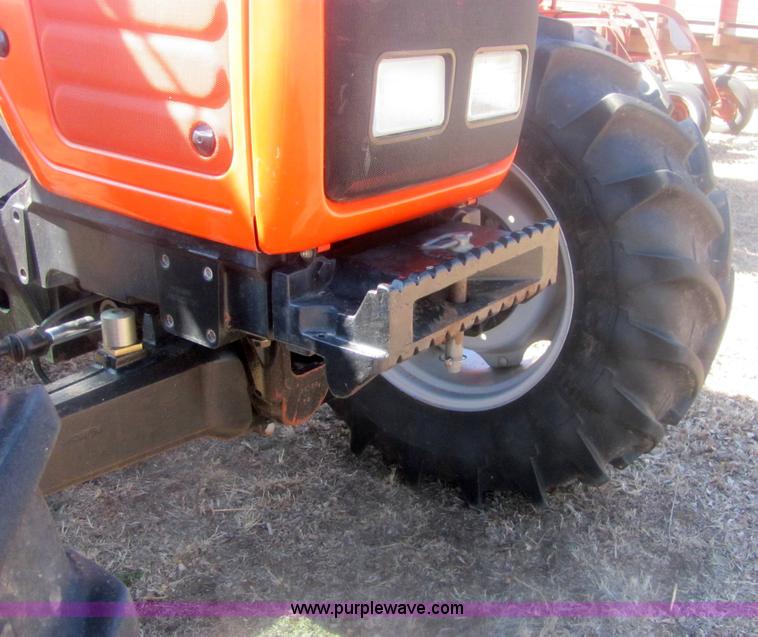 image for item 6924 2002 AGCO RT115 MFWD tractor