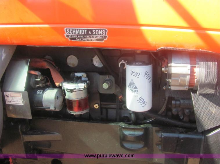 image for item 6924 2002 AGCO RT115 MFWD tractor