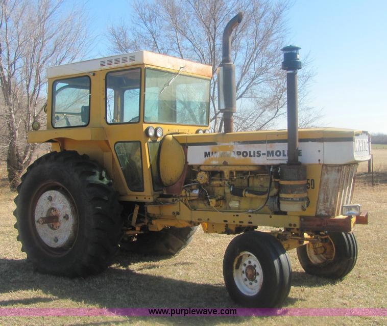 image for item 6927 Minneapolis Moline G950 tractor