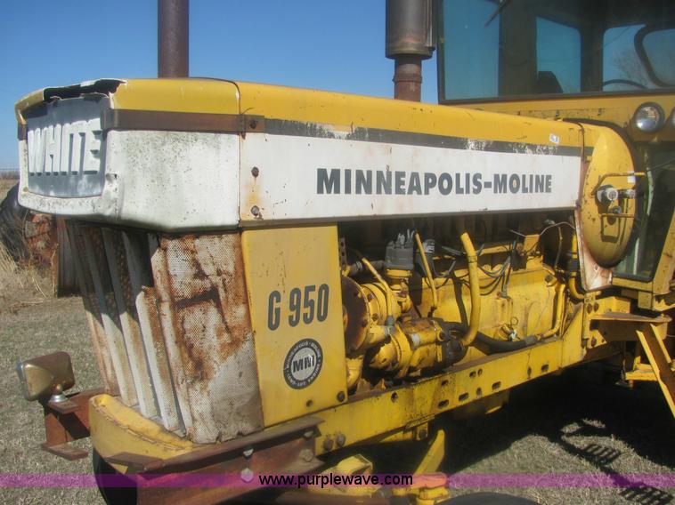 image for item 6927 Minneapolis Moline G950 tractor