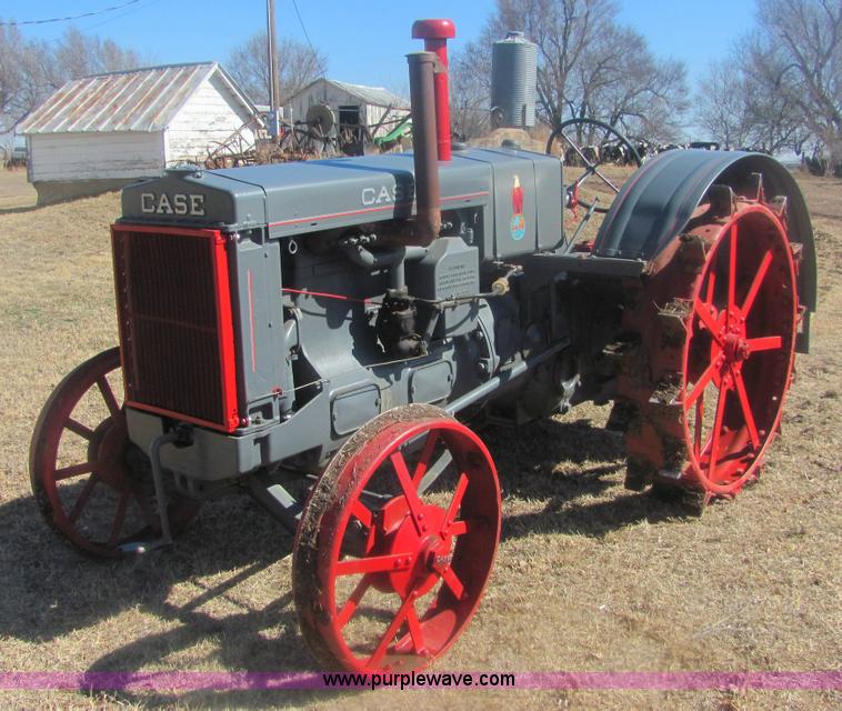 image for item 6929 Case L tractor