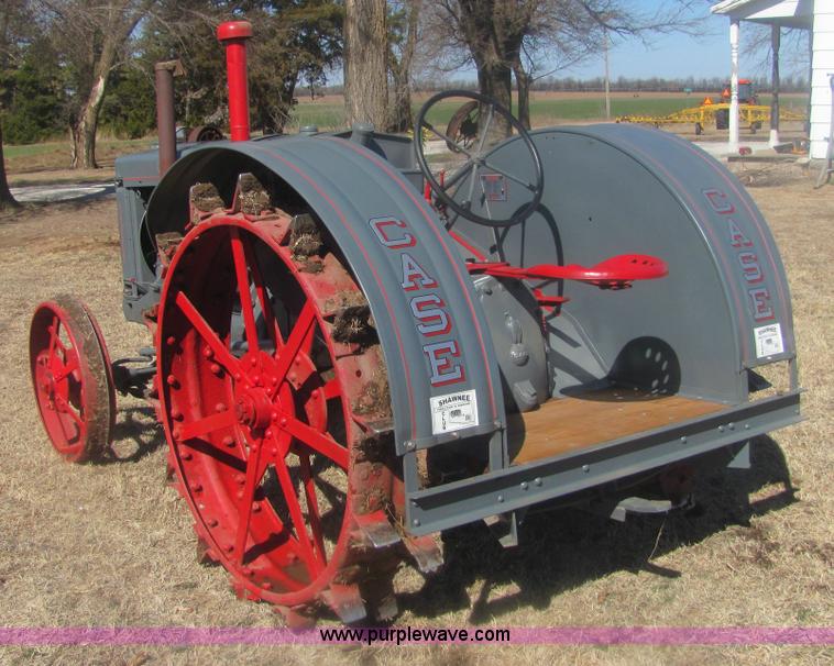 image for item 6929 Case L tractor