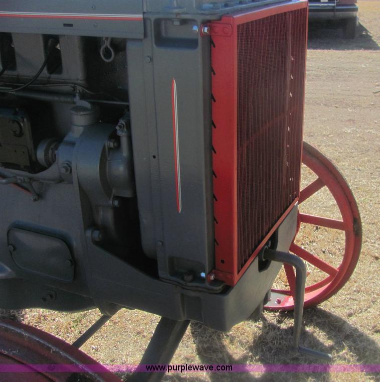 image for item 6929 Case L tractor