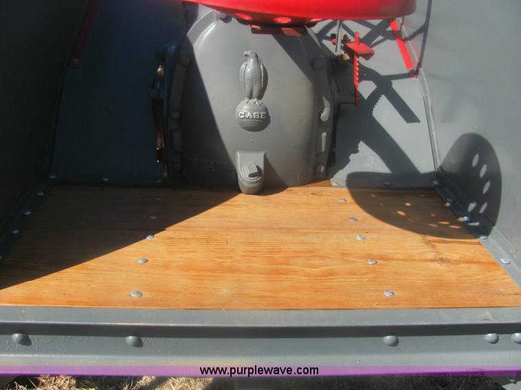 image for item 6929 Case L tractor