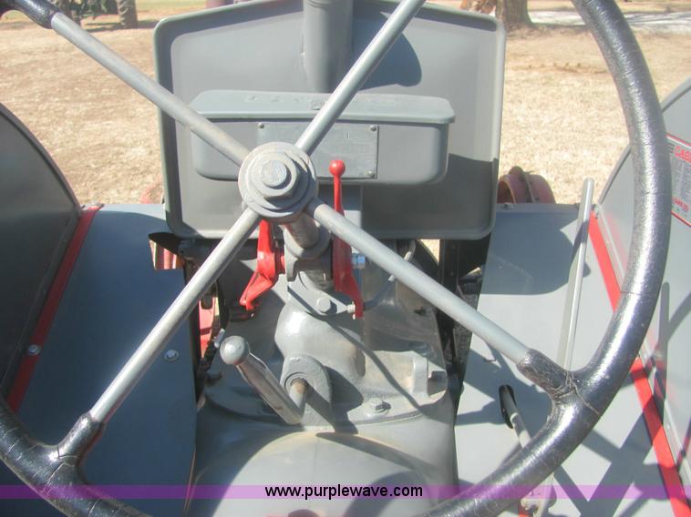 image for item 6929 Case L tractor