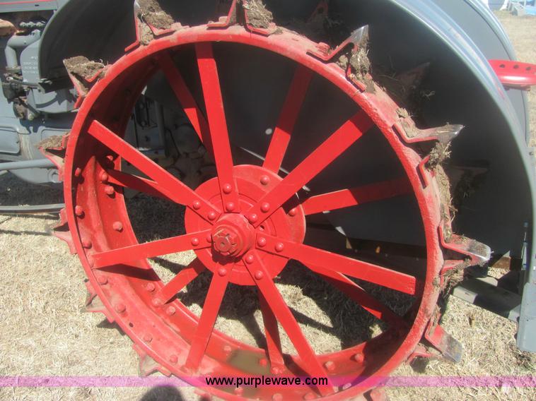 image for item 6929 Case L tractor