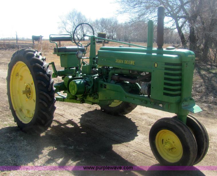 image for item 6930 John Deere B tractor