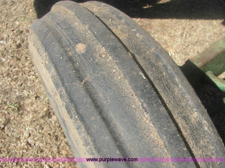 image for item 6931 Oliver 1850 tractor with loader