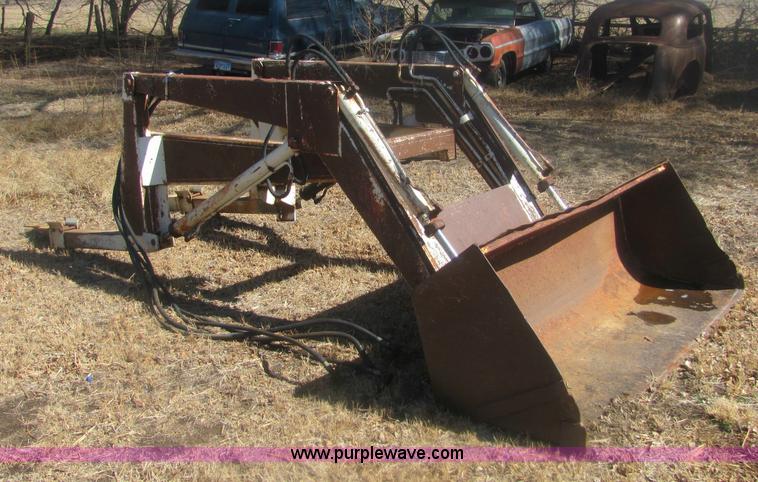 image for item 6933 GB 800 loader