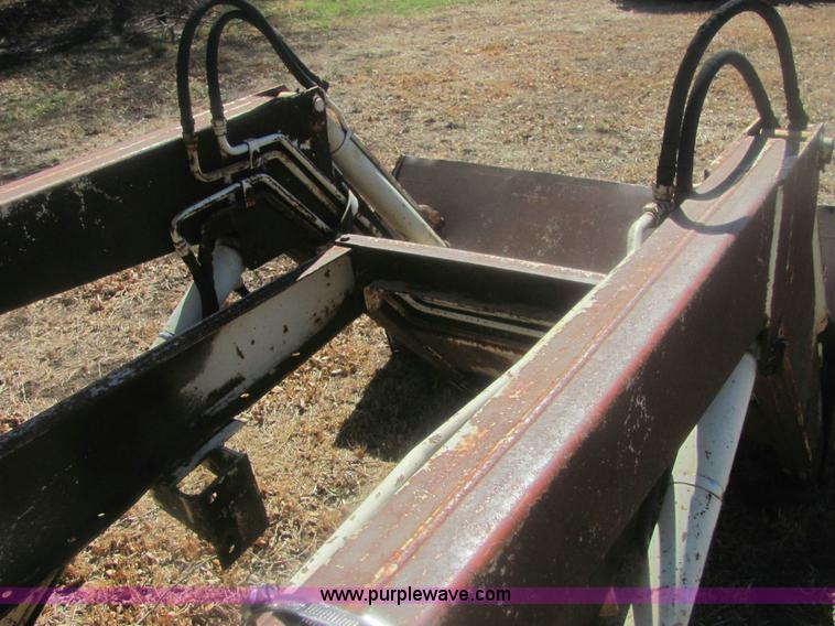 image for item 6933 GB 800 loader