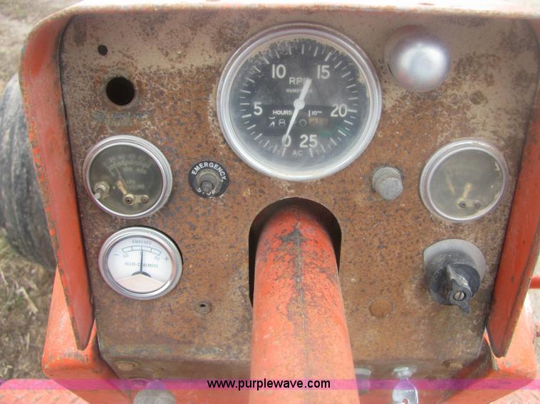 image for item 6956 Allis Chalmers 220 tractor