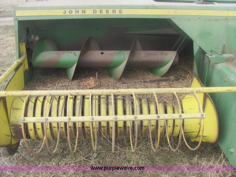 image for item 6981 John Deere 336 small square baler