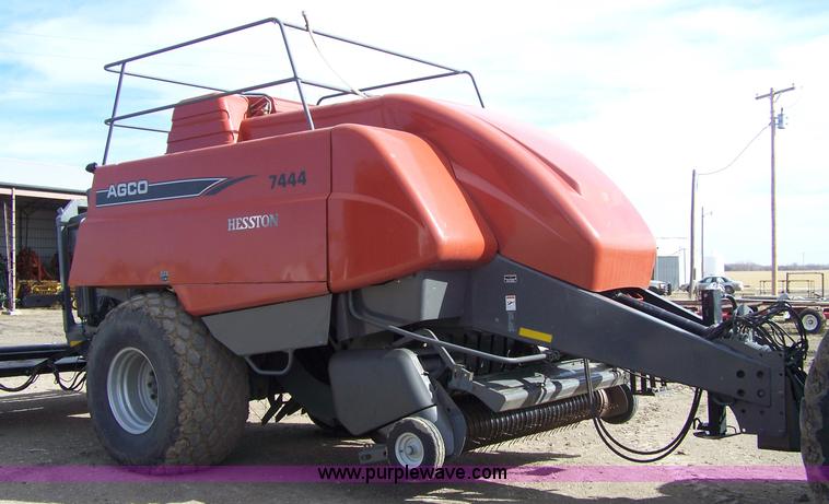 image for item 7288 2007 AGCO 7444 square baler with Phi Ber AG4102 accumulator