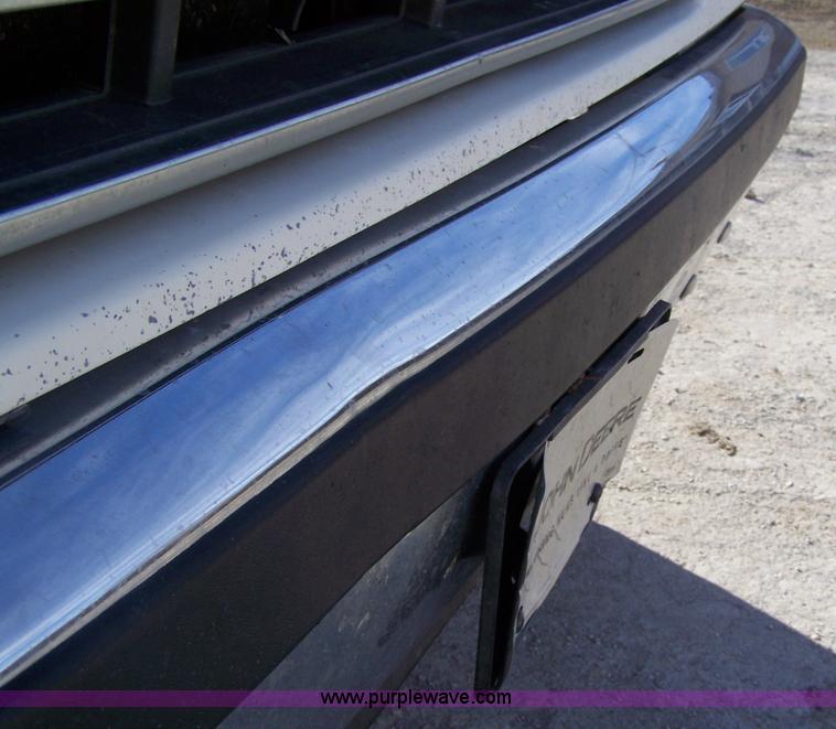 image for item 7316 1990 Ford F150 XLT Lariat pickup truck