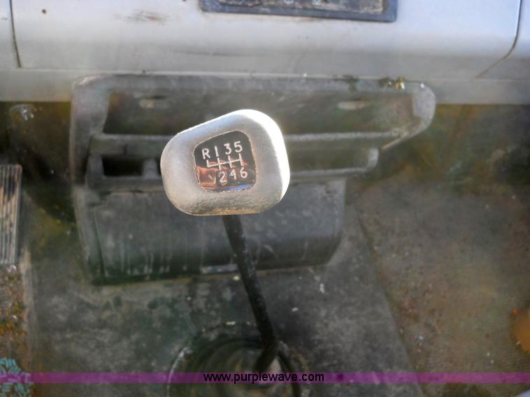 image for item 7815 1996 Freightliner FL70 semi truck