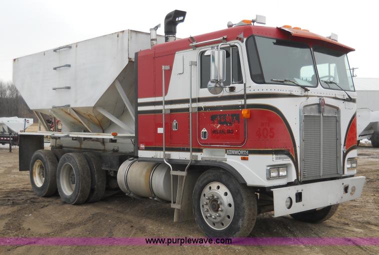 image for item 7819 1992 Kenworth K100E semi truck with hopper