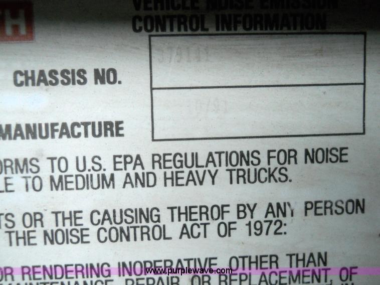 image for item 7819 1992 Kenworth K100E semi truck with hopper