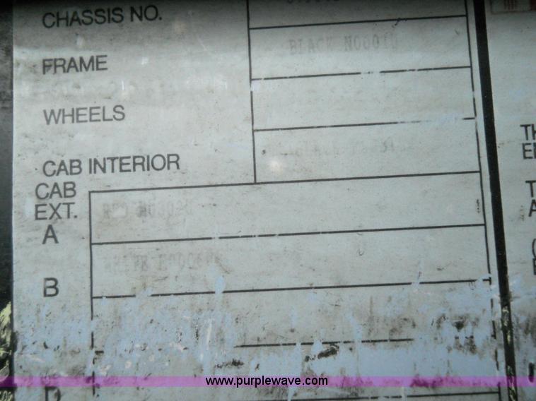 image for item 7819 1992 Kenworth K100E semi truck with hopper