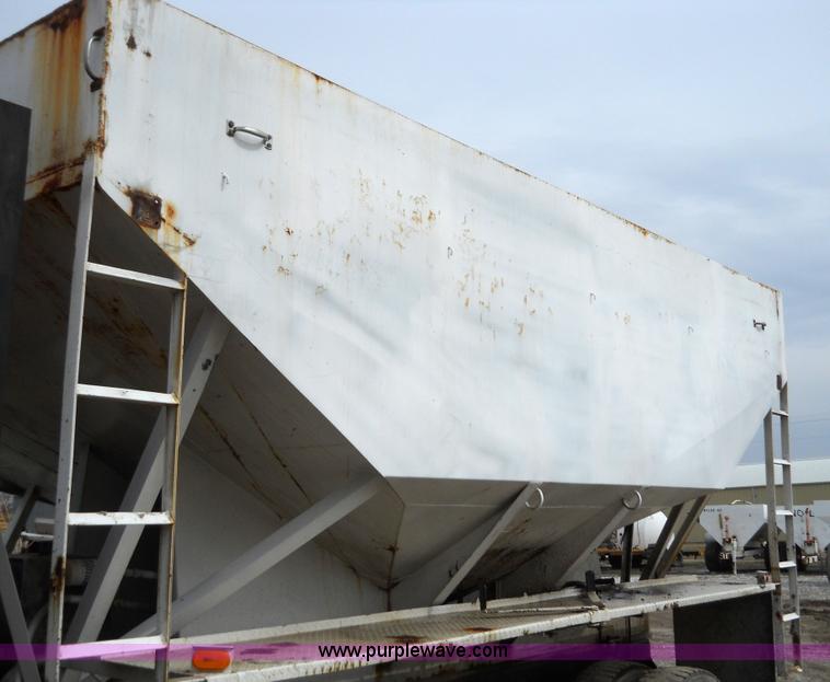 image for item 7819 1992 Kenworth K100E semi truck with hopper