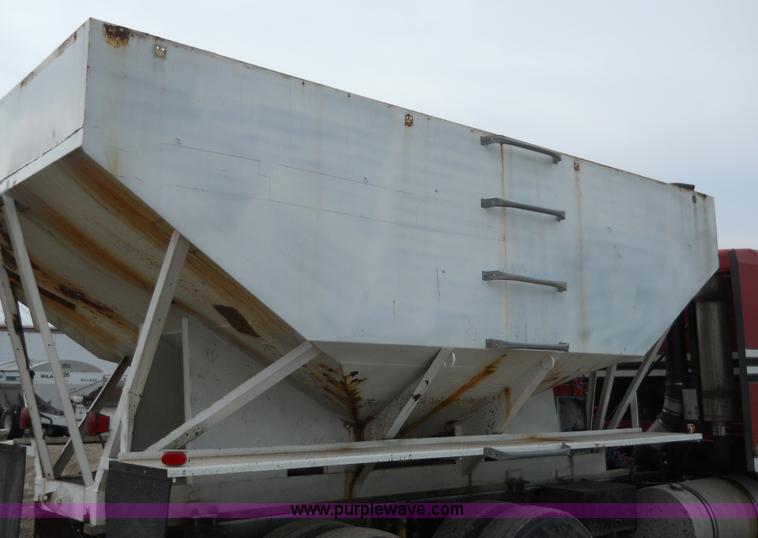 image for item 7819 1992 Kenworth K100E semi truck with hopper