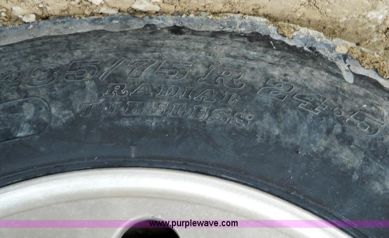 image for item 7819 1992 Kenworth K100E semi truck with hopper