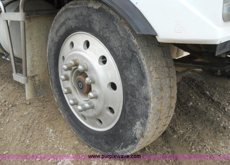 image for item 7819 1992 Kenworth K100E semi truck with hopper