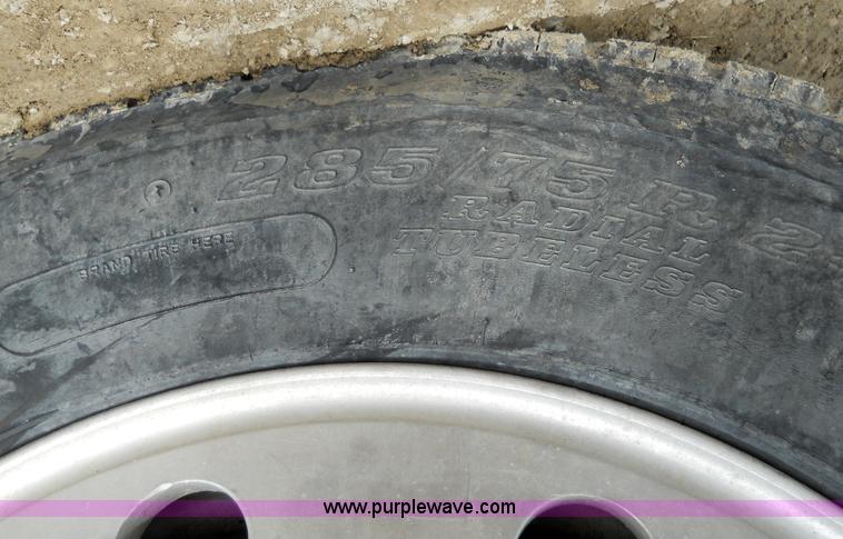 image for item 7819 1992 Kenworth K100E semi truck with hopper