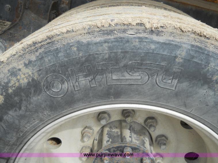 image for item 7819 1992 Kenworth K100E semi truck with hopper