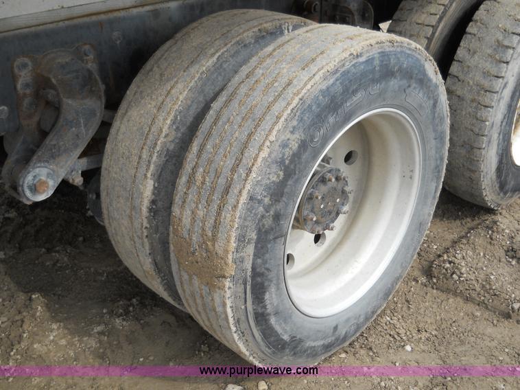 image for item 7819 1992 Kenworth K100E semi truck with hopper