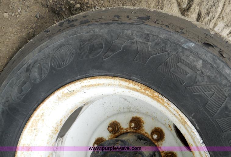 image for item 7819 1992 Kenworth K100E semi truck with hopper