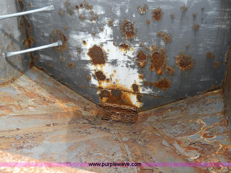 image for item 7819 1992 Kenworth K100E semi truck with hopper