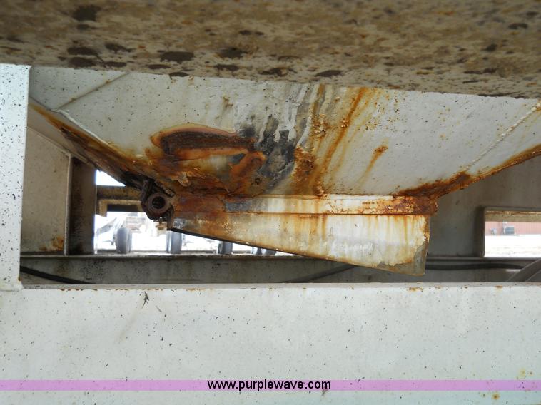 image for item 7819 1992 Kenworth K100E semi truck with hopper