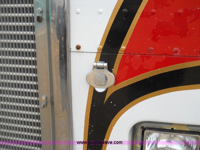 image for item 7819 1992 Kenworth K100E semi truck with hopper