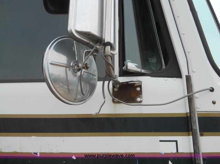 image for item 7819 1992 Kenworth K100E semi truck with hopper