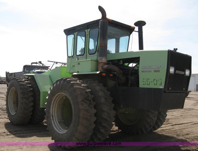 image for item 8039 1981 Steiger Bearcat KM-225 articulated tractor