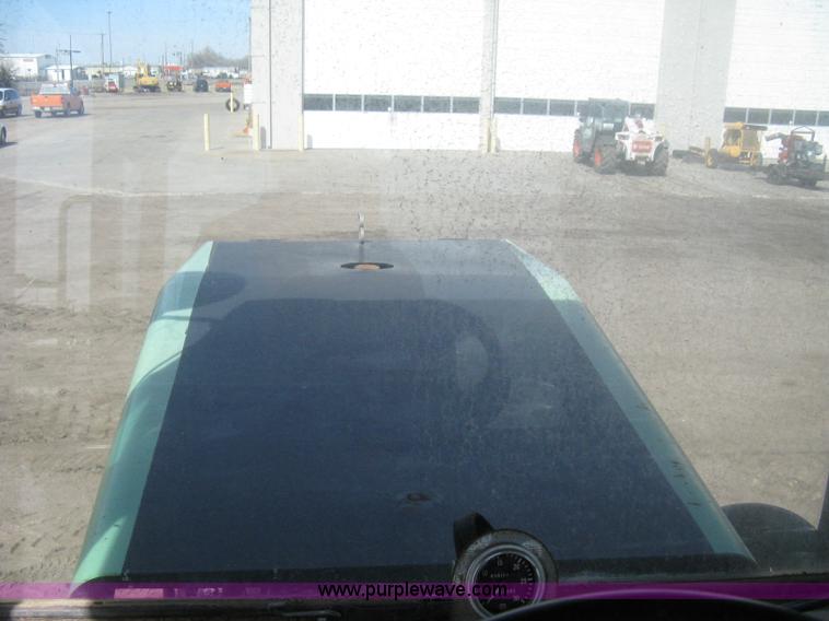 image for item 8039 1981 Steiger Bearcat KM-225 articulated tractor