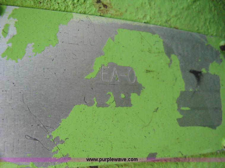 image for item 8039 1981 Steiger Bearcat KM-225 articulated tractor