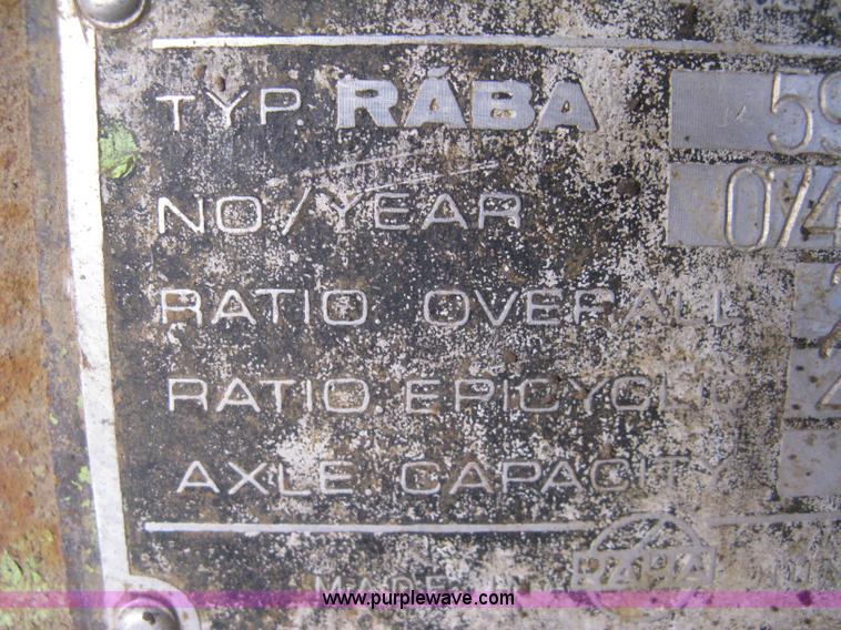 image for item 8039 1981 Steiger Bearcat KM-225 articulated tractor