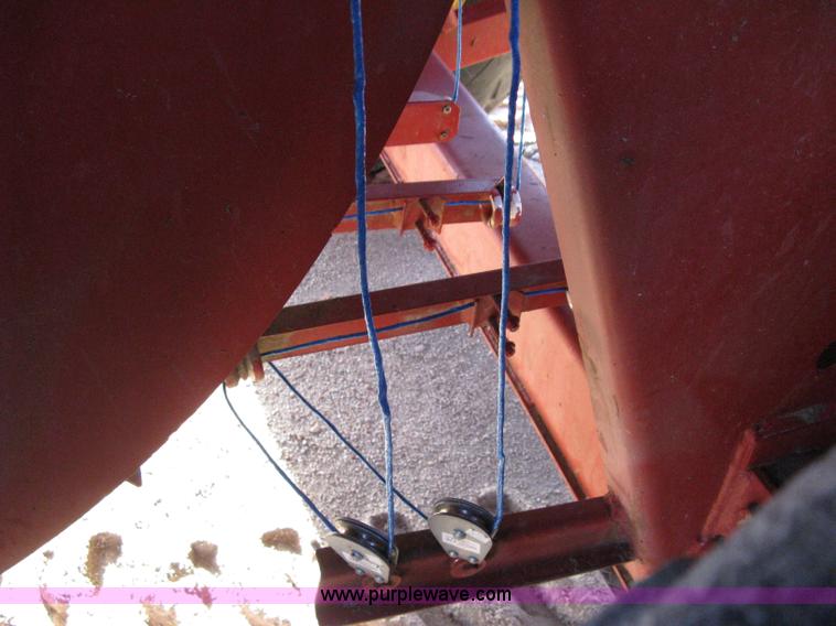 image for item 8040 1996 New Holland D2000 3x4 large square baler with accumulator