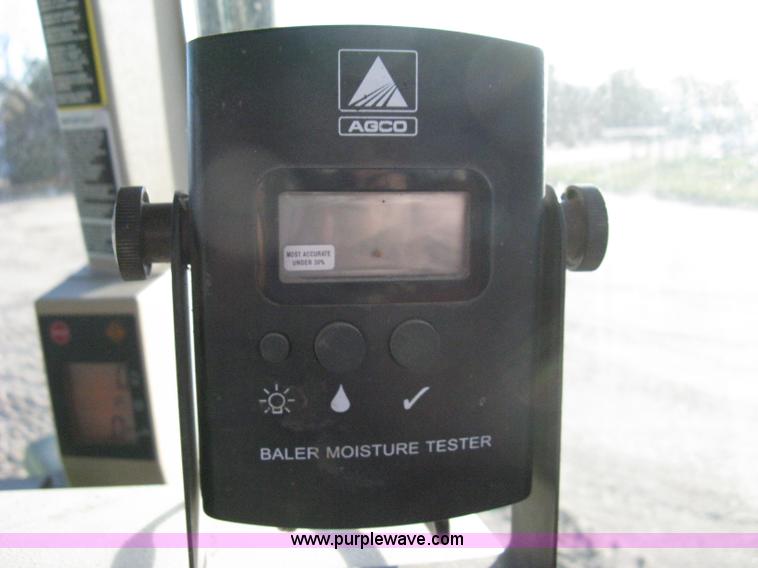 image for item 8040 1996 New Holland D2000 3x4 large square baler with accumulator