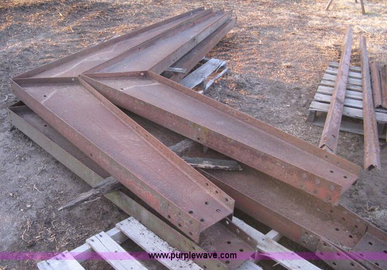 image for item 8056 Steel free span building framing