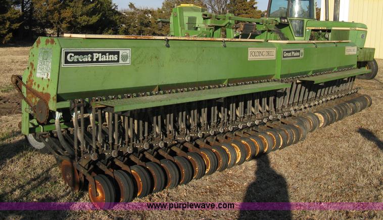 image for item 8078 Great Plains fold in grain drill