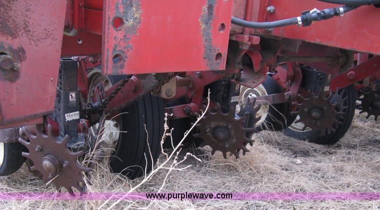 image for item 8235 International 800 Cyclo Air planter