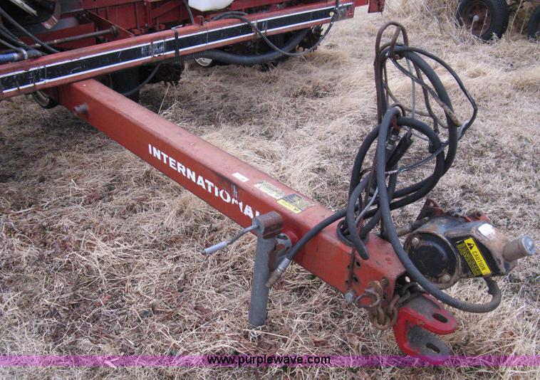 image for item 8235 International 800 Cyclo Air planter