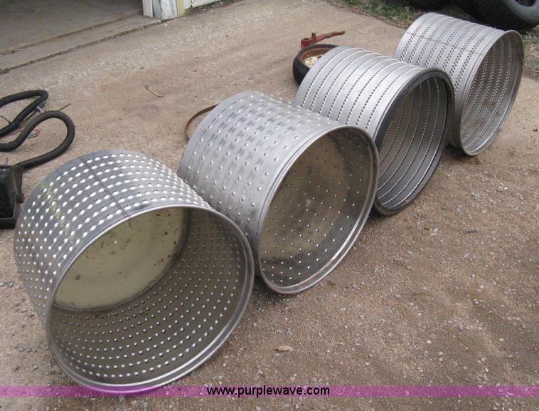 image for item 8235 International 800 Cyclo Air planter