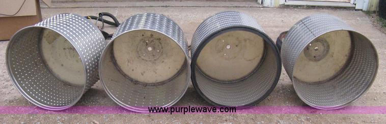 International 800 Cyclo Air planter in Clearwater, KS | Item 8235 sold