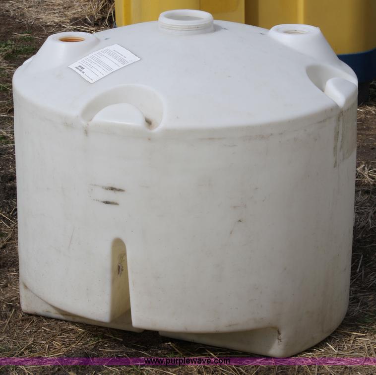 image for item 9955 (5) poly tanks